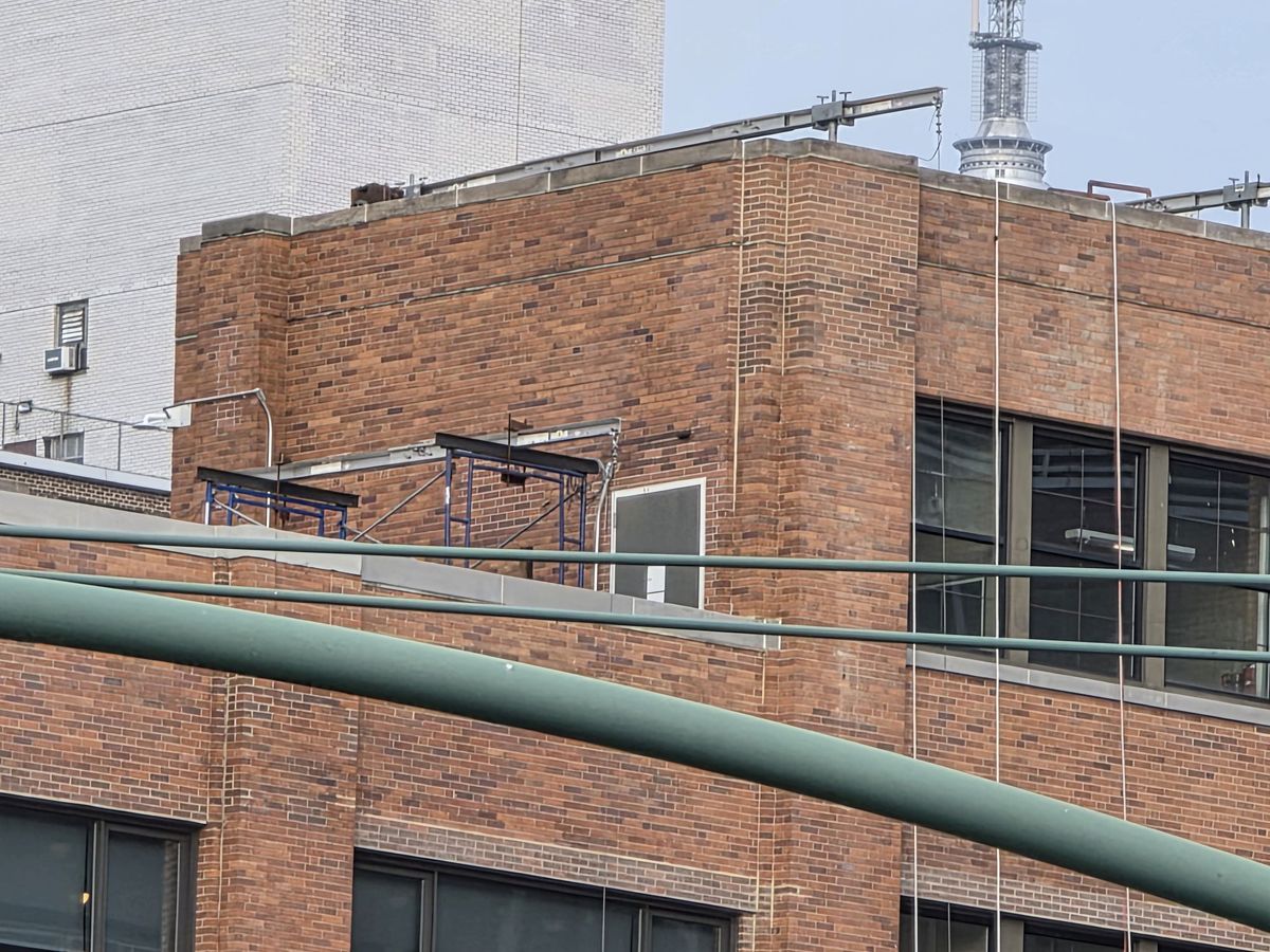 Samsung Galaxy S25 Ultra zoom sample.