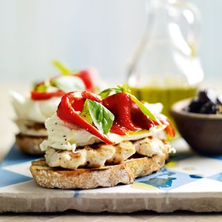 Mozzarella Open Sandwich