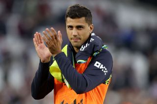 Manchester City squad for 2024/25 LONDON, ENGLAND - AUGUST 31: Rodri of Manchester City applauds the fans after the Premier League match between West Ham United FC and Manchester City FC at London Stadium on August 31, 2024 in London, England. (Photo by Neal Simpson/Sportsphoto/Allstar via Getty Images)