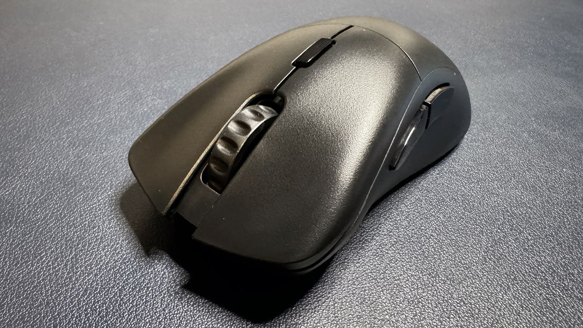 Glorious Model D 2 Pro 4K/8K Review: A Bit Boring for 'Pro' | Tom's ...