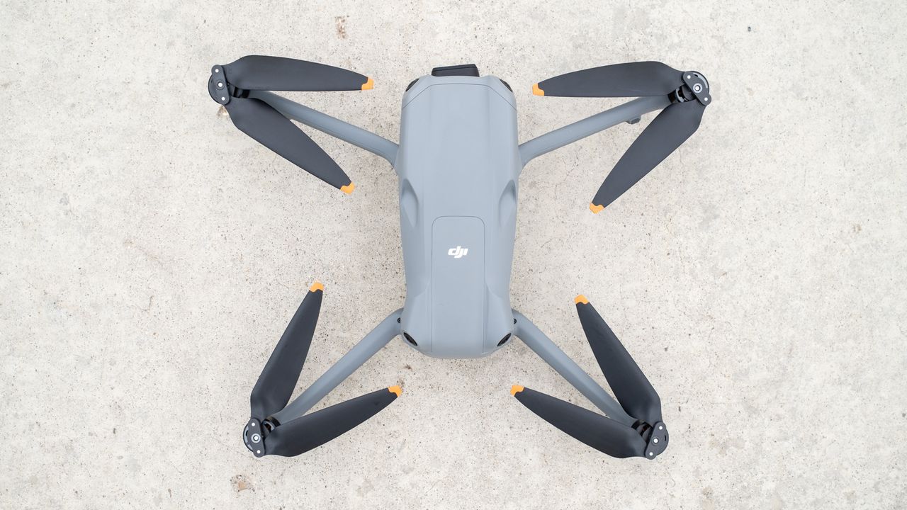 DJI Air 3 Product Image_drone open, above view.