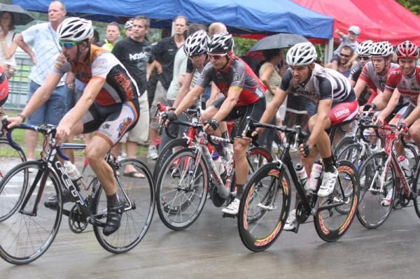 Robbie McEwen will ride for RadioShack in 2011