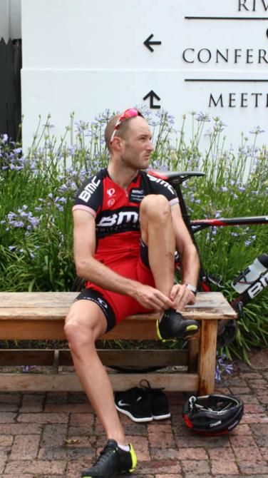 Stephen Cummings gets ready for the team training ride