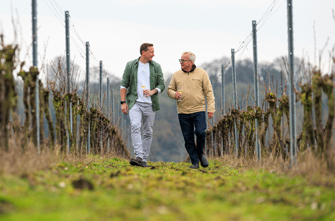 Pierre de Klerk and Pieter Ferreira in the English vineyards