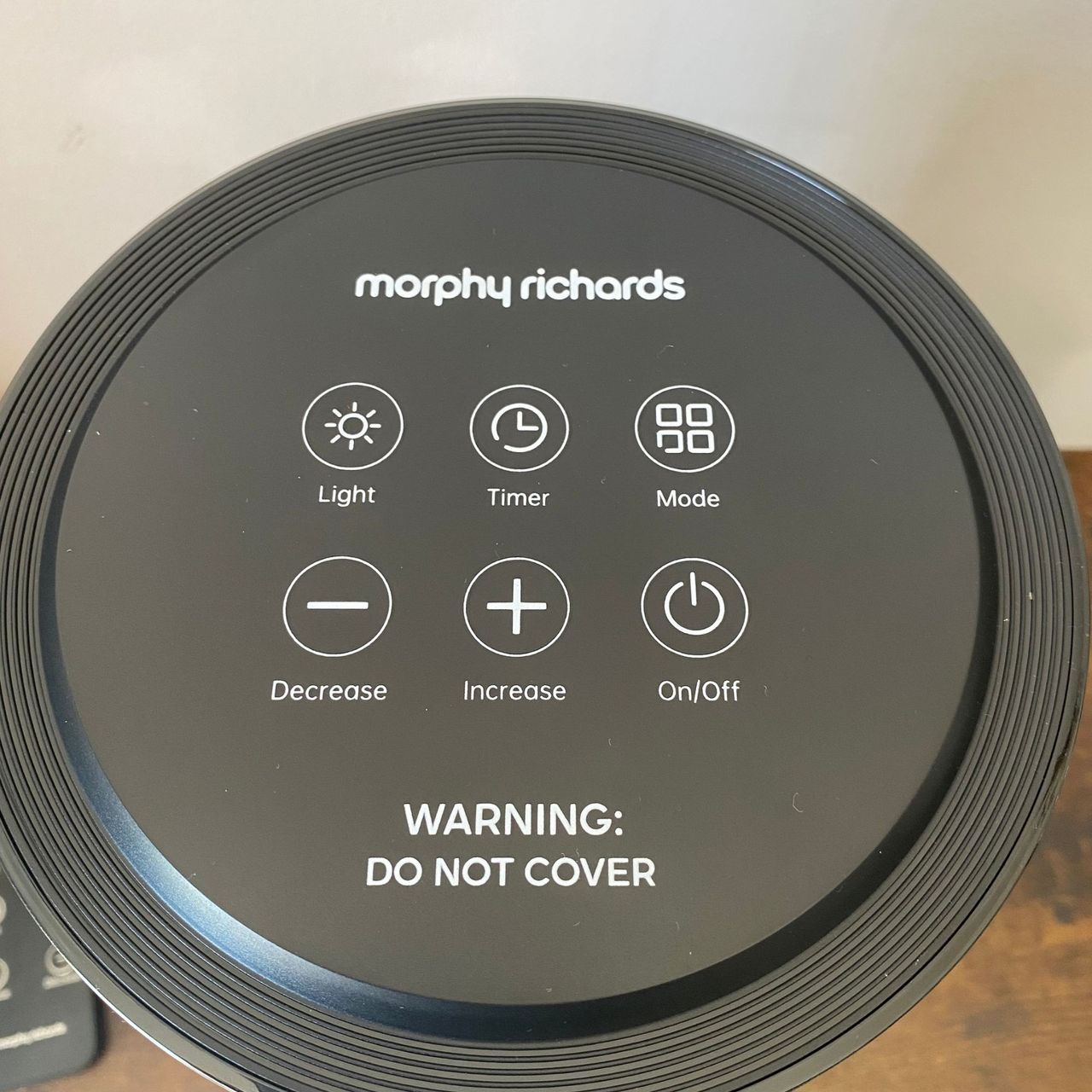 Control panels of the Morphy Richards HeatFlux 1.5kW Ceramic Fan Heater