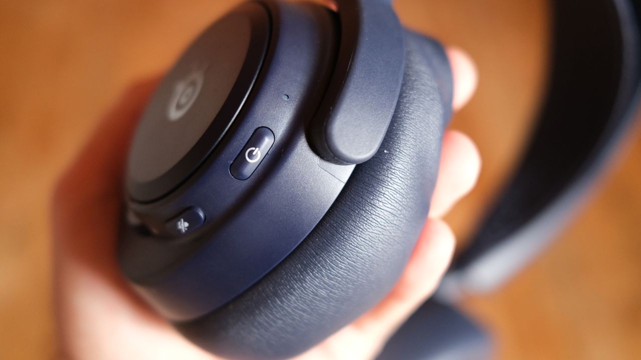 SteelSeries Arctis Nova Pro Omni