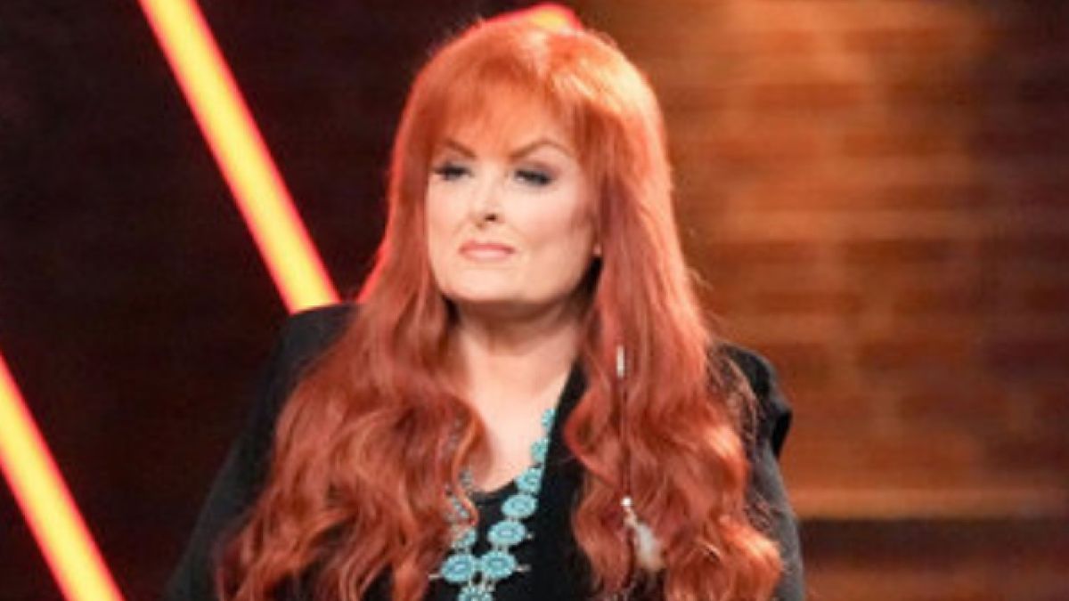 Un jour avant la performance de Wynonna Judd au CMA qui a inquiété les