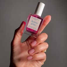 @matejanova wearing manucurist active glow nail polish