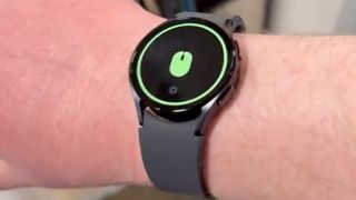 The WowMouse app on a Galaxy Watch.