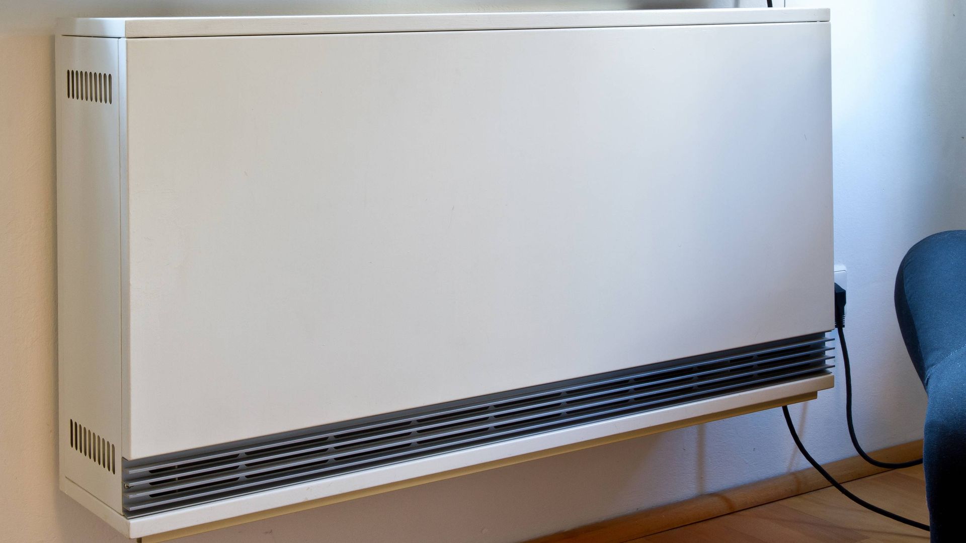 How do storage heaters work and what is Economy 7? Homebuilding