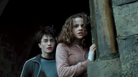 Daniel Radcliffe and Emma Watson as Harry Potter and Hermione Granger in Prisoner of Azkaban 