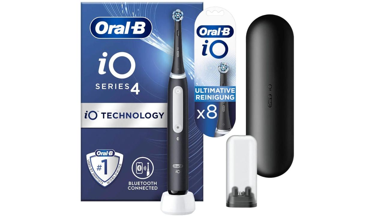A product shot of the Oral-B iO4 Electric Toothbrush in Black
