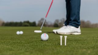PGA pro Ben Emerson showing how this simple drill will help you square the putter up more frequently