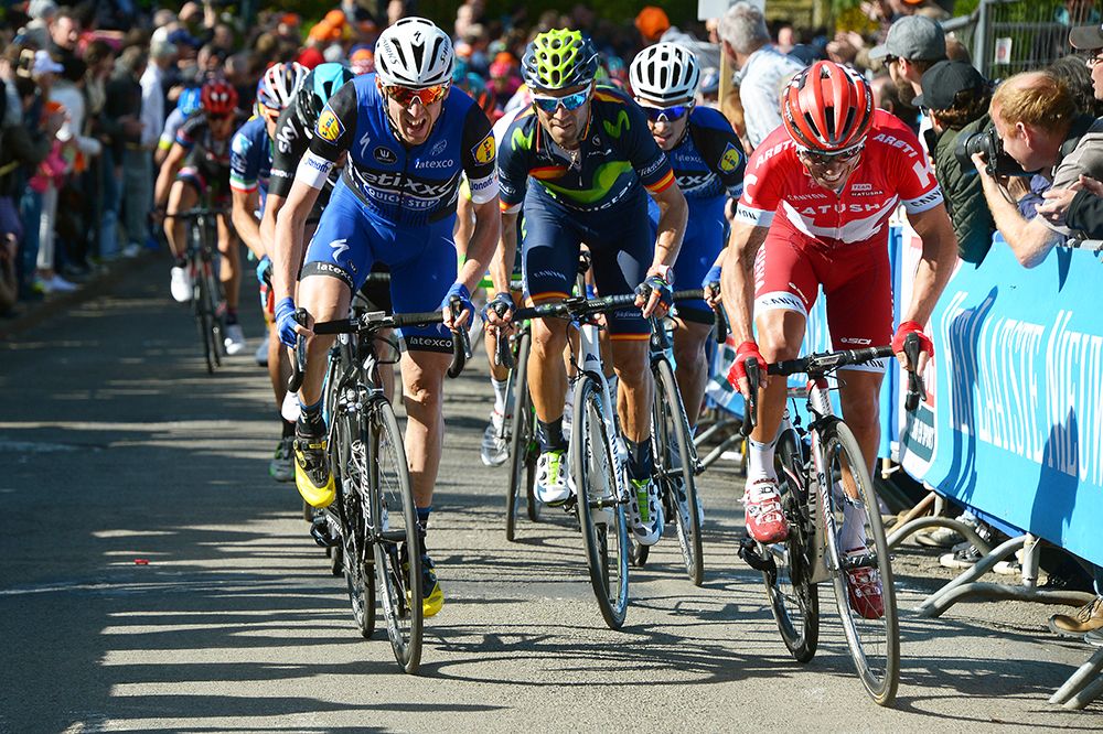 Dan Martin (Etixx-Quickstep) responds to Joaquim Rodriguez' attack