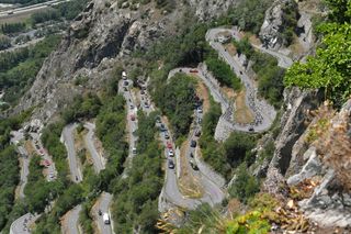 'All the roads will be saturated' – Our tips for negotiating Alpe d'Huez travel chaos to watch double Tour de France stage finishes