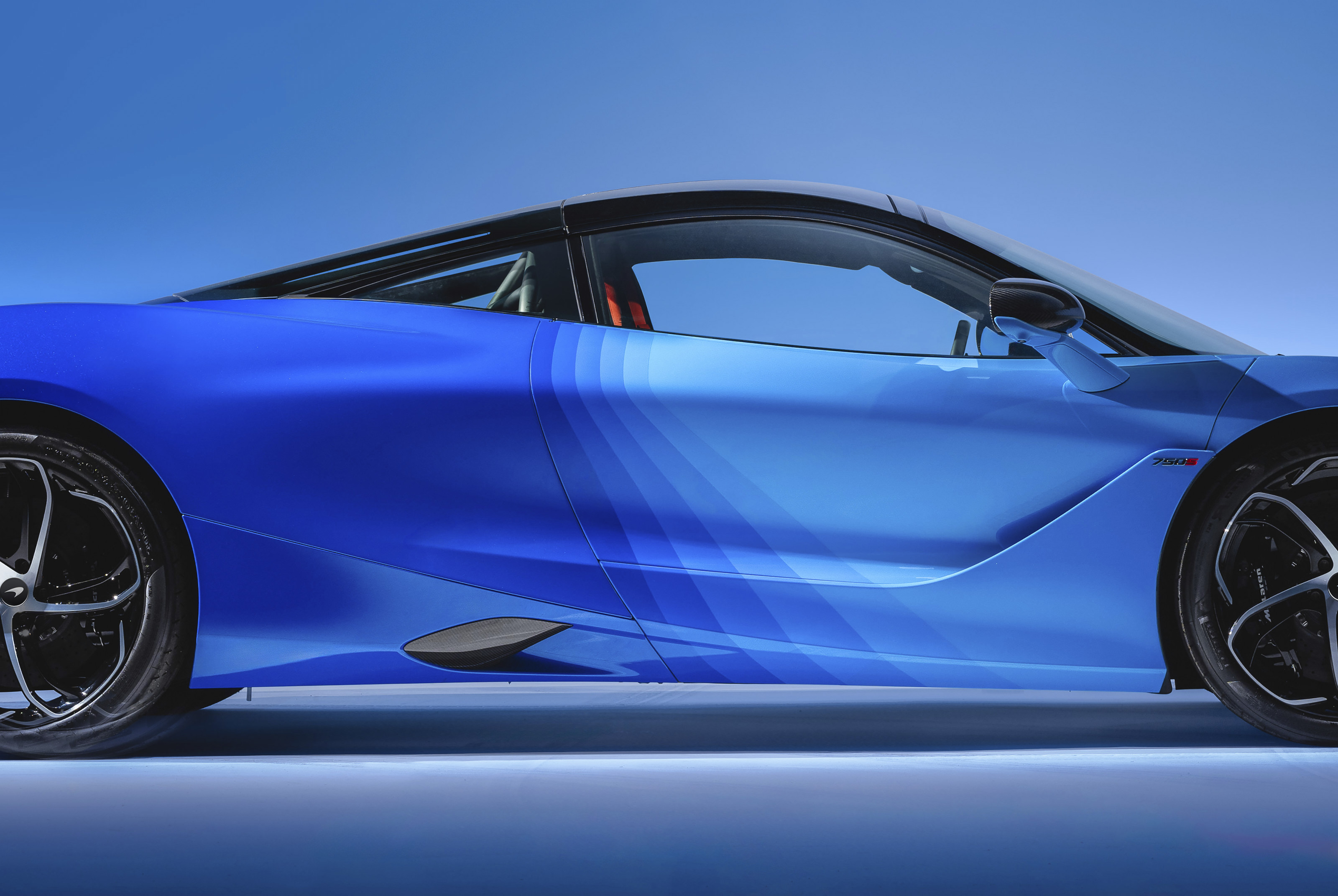 Mclaren 750S, Blue Spectrum by MSO