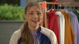 Peri Lomax turns to a fellow villager for emotional support but one thing leads to another in Hollyoaks!