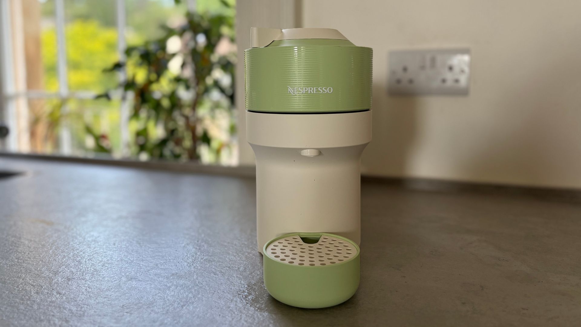 Nespresso Vertuo Pop Pistachio machine