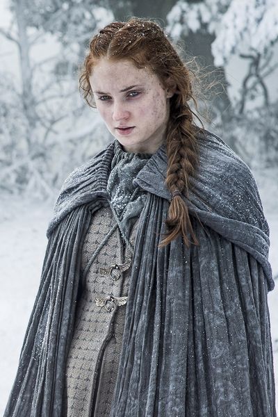 Sophie Turner Reveals Everyone Wears Wigs On Game Of Thrones Fake