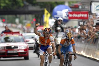 Stef Clement (Rabobank) outsprints Timothy Duggan (Garmin - Slipstream) to win the final stage of the Dauphiné.