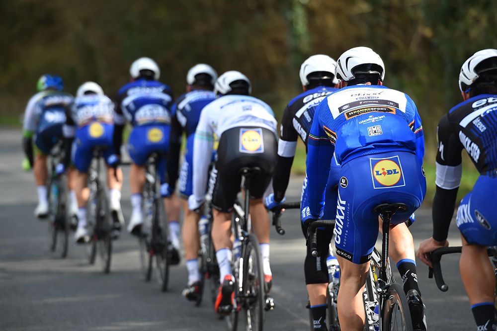 Etixx-Quickstep defend at Tirreno-Adriatico