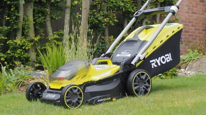 Ryobi 18v brushless store lawn mower