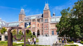 An exterior shot of the Rijksmuseum in Amsterdam, Netherlands