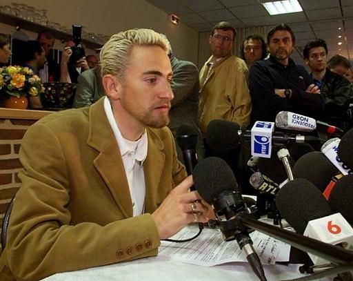 During a successful year on the bike Frank Vandenbroucke made unwanted headlines in 1999 when he was arrested by French police but later released.