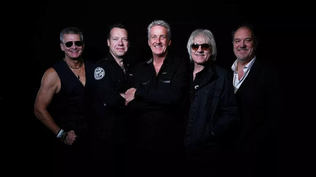 FM interview: Steve Overland on Synchronized | Louder