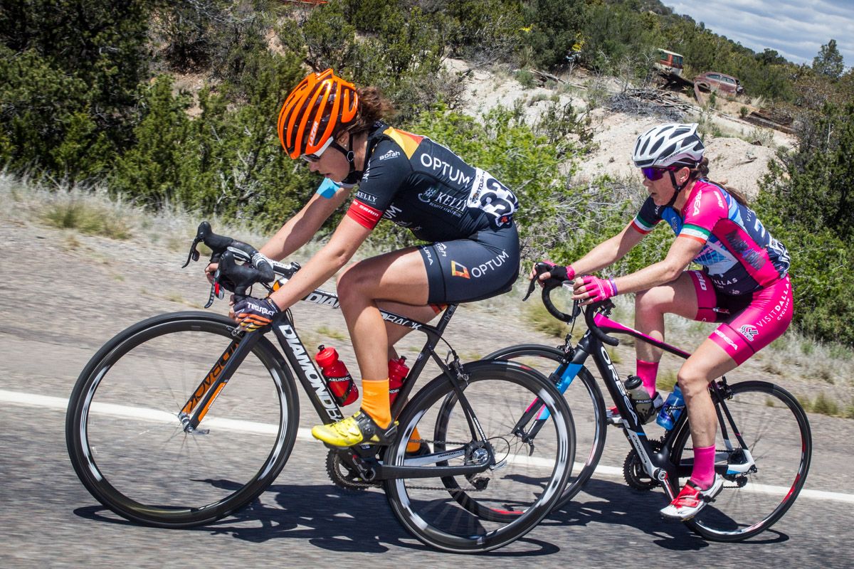 Annie Ewart (Optum) and Olivia Dillon (Visit Dallas) maintain their lead over the field