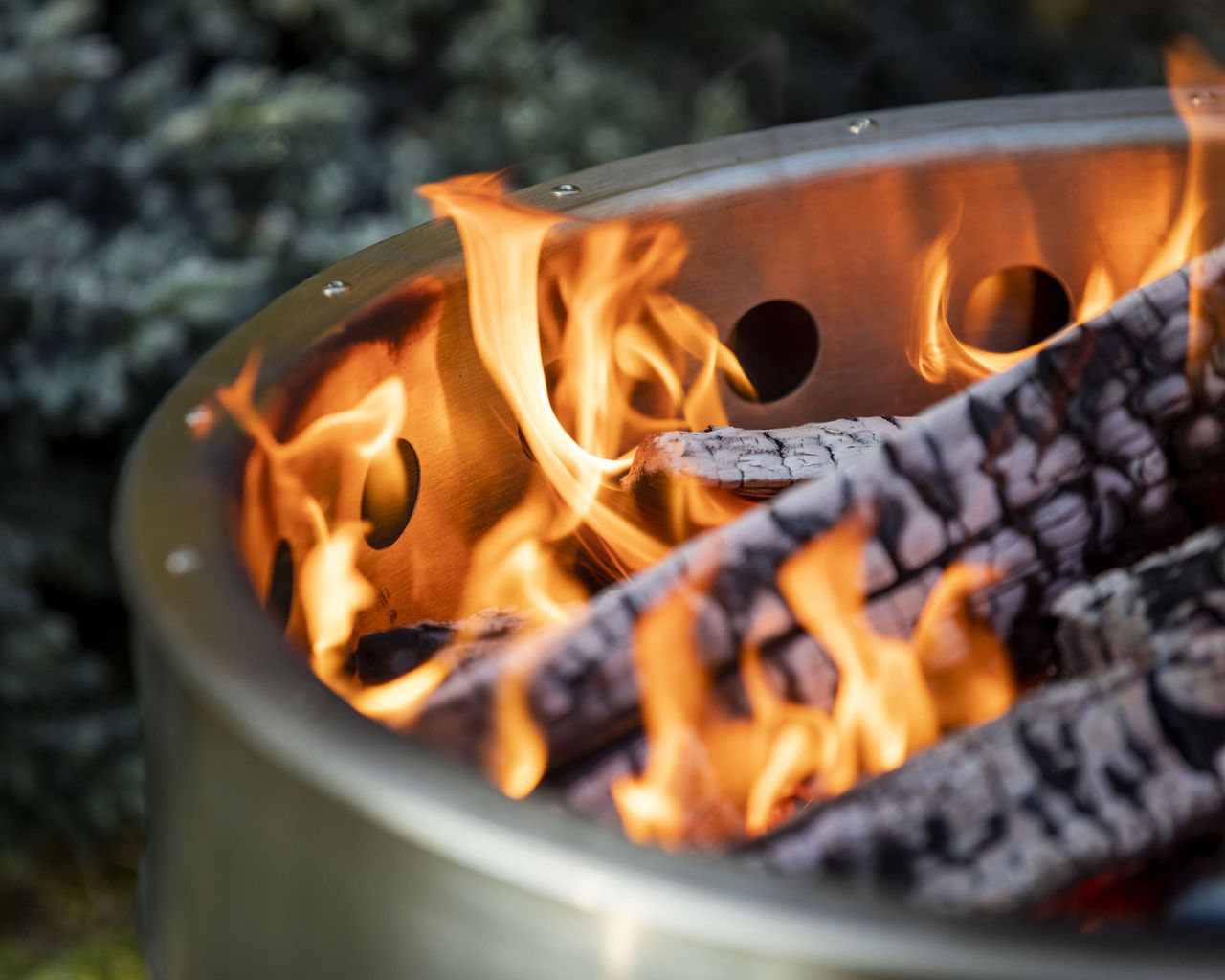 Fire pit safety tips: the expert advice | Gardeningetc