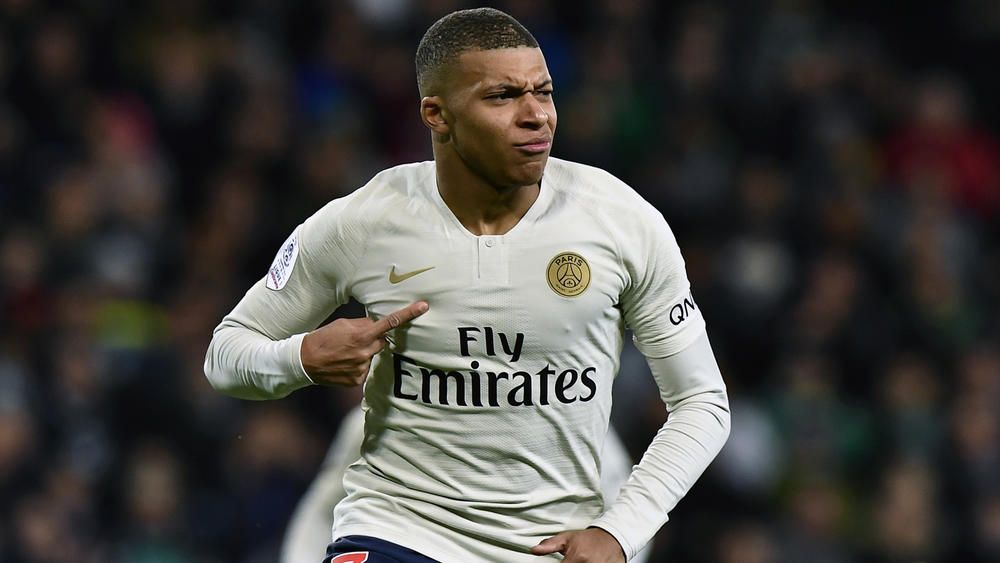 Mbappe makes Ligue 1 history with wonderful volley | FourFourTwo