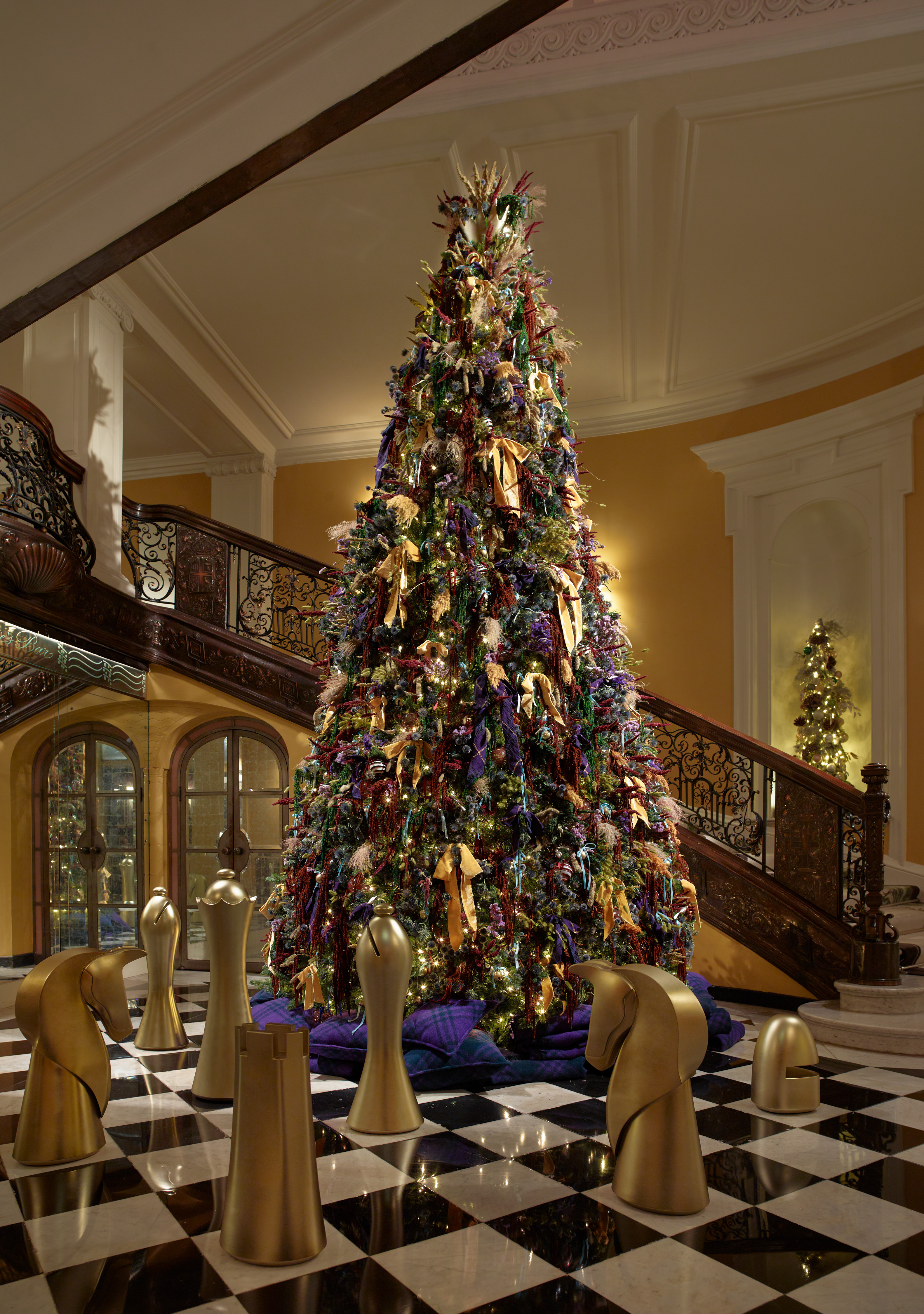 christmas tree in hotel lobby