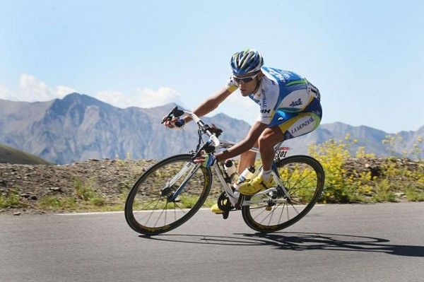 Dessel takes a turn on the nasty descent of the Bonette.