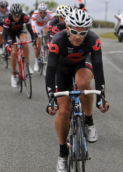 Greg Henderson (Calder Stewart BikeNZ National team) at the head of the peloton.