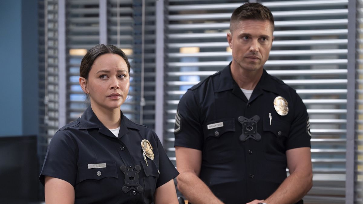 Lucy Chen (Melissa O&#039;Neil) and Tim Bradford (Eric Winter) look unenthused on The Rookie