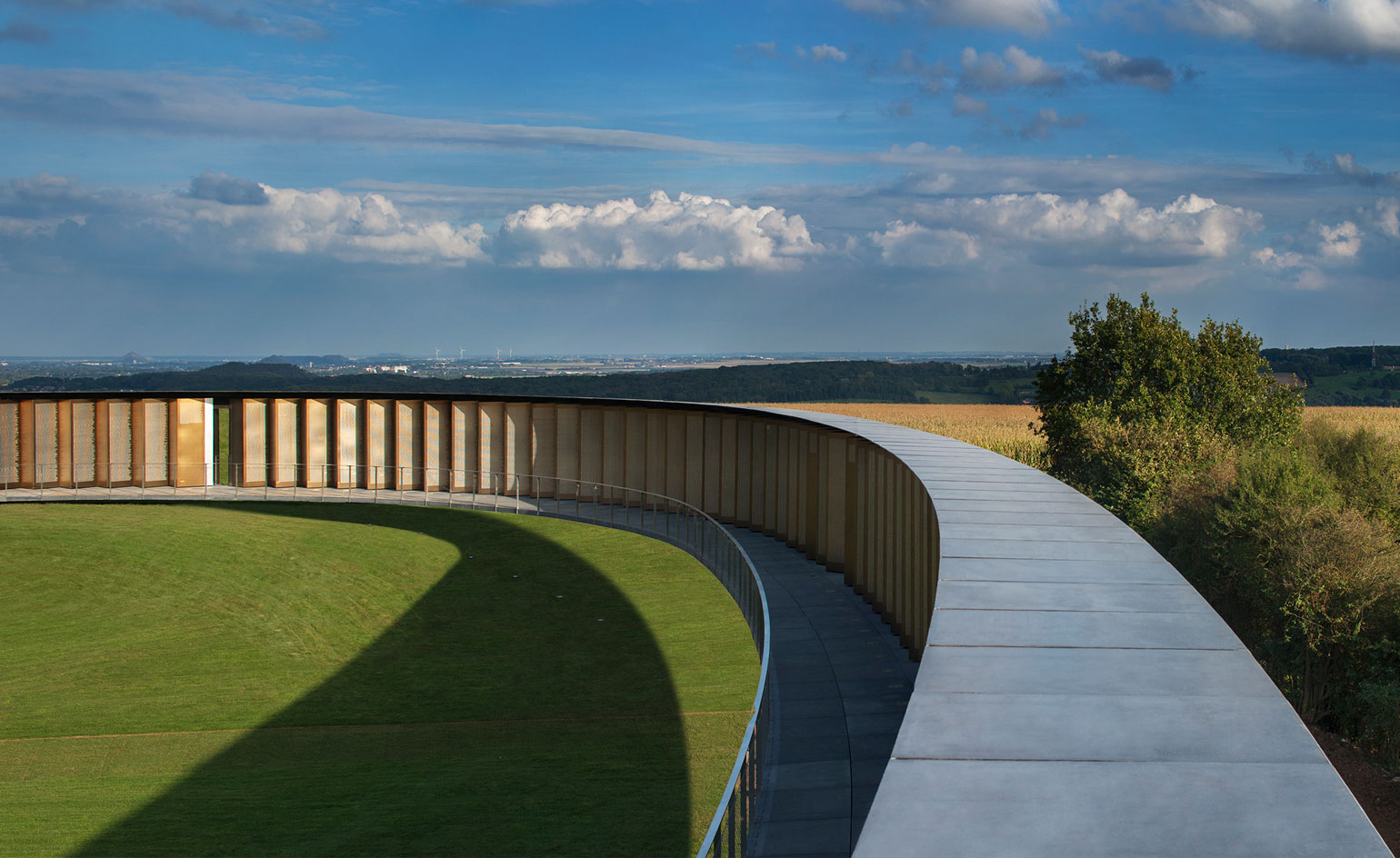 Calais Wwi Memorial by Philippe Prost
