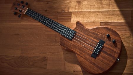 Harley Benton Solid Uke Natural