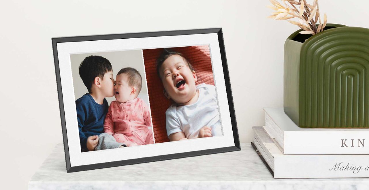 Digital photo frame