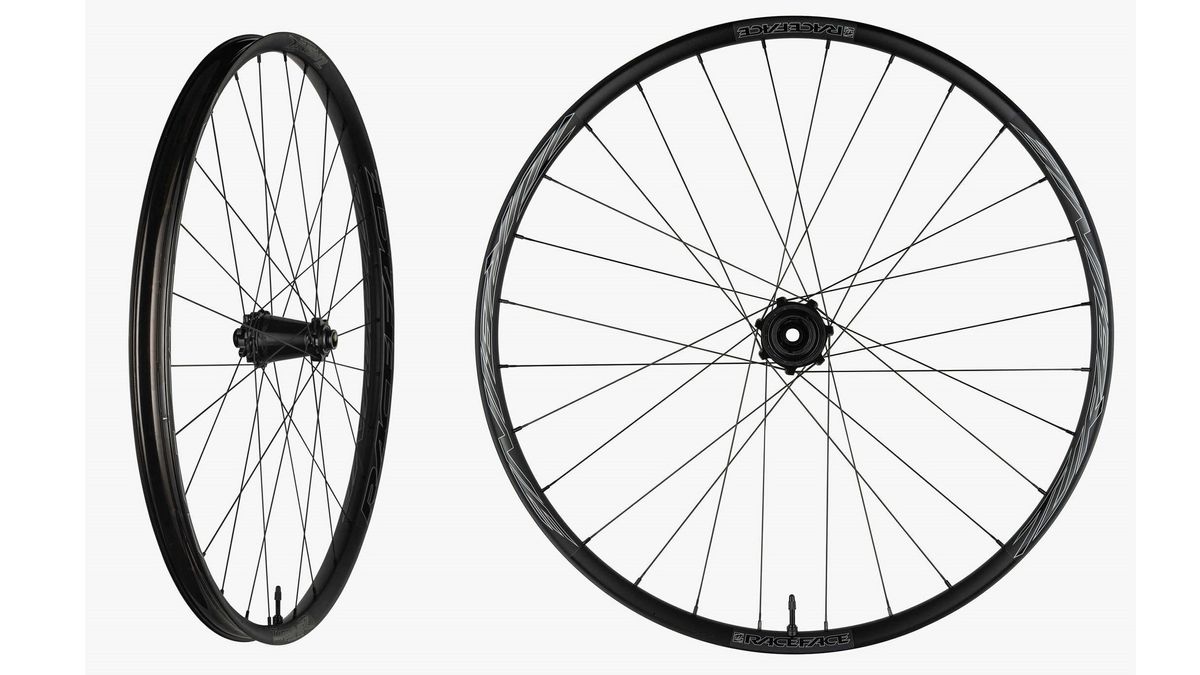 Turbine R 35 is a more affordable enduro wheelset 