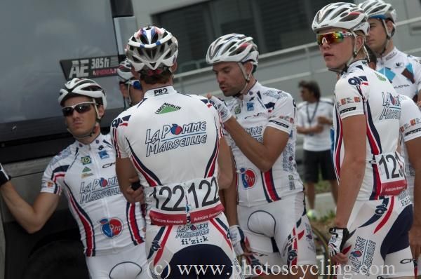The Velo-Club La Pomme Marseille team.