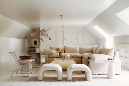 All white living room with minimalistic feel 