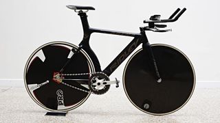 Dame Sarah Storey's hour record Ridley Arena Carbon without the Pro 5 Spoke front wheel