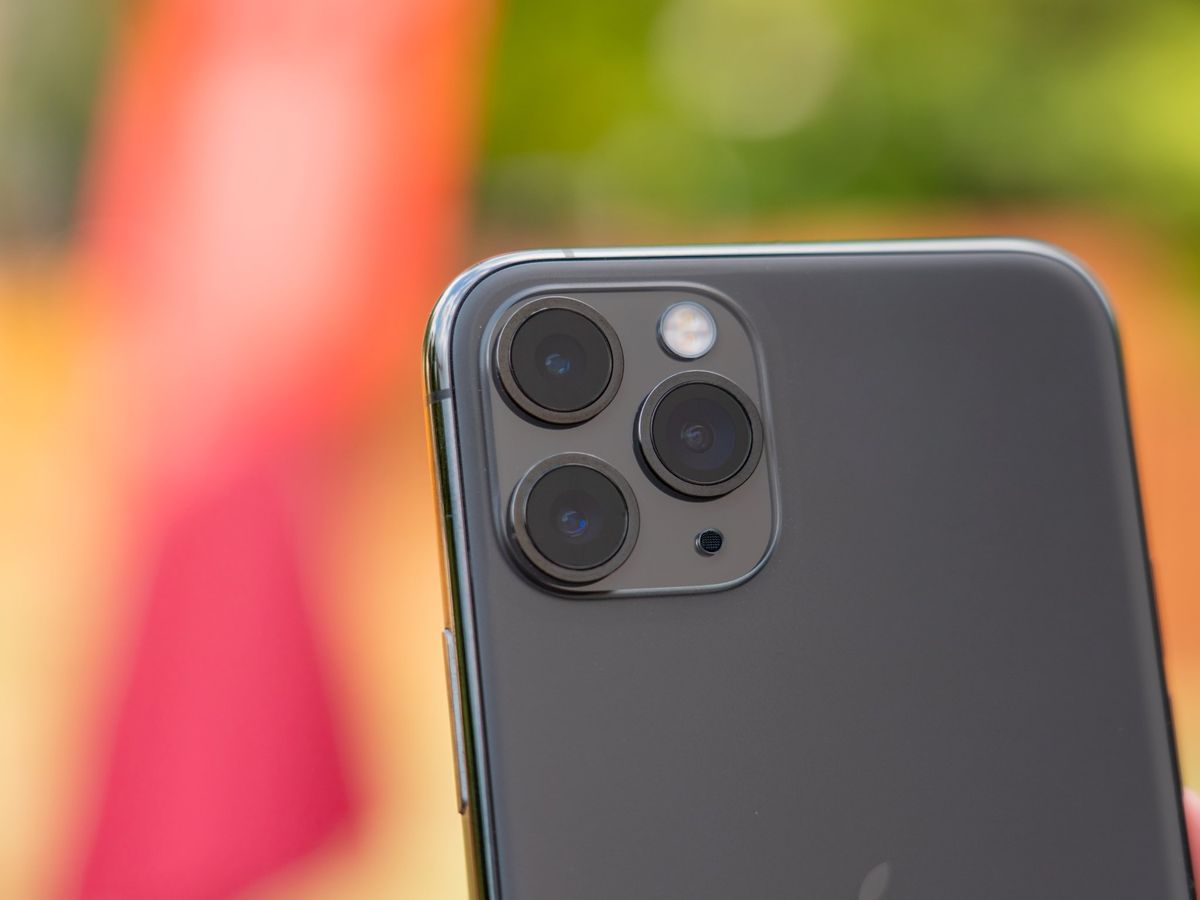 Watch the new iPhone 11 Pro film Star Wars director Rian Johnson shot - CNET