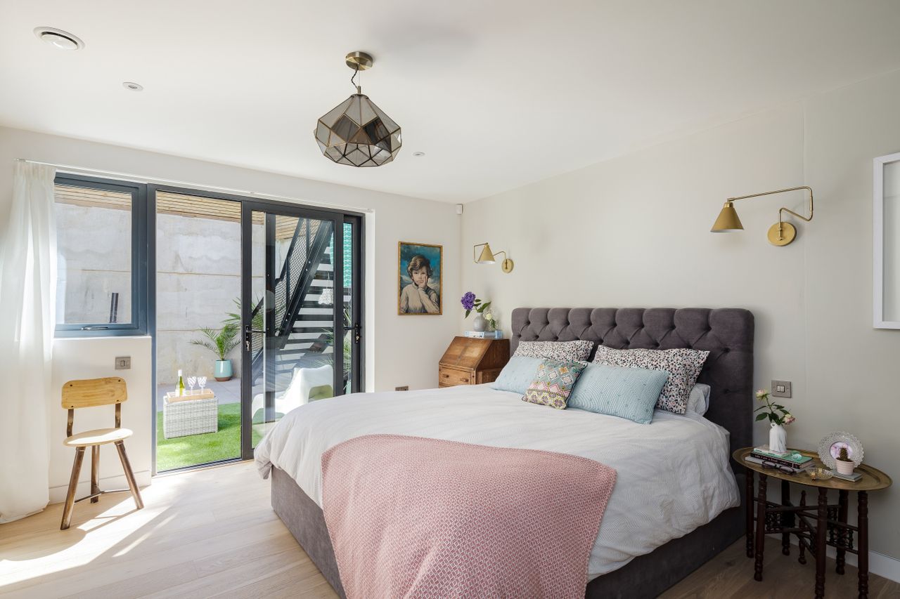 10 basement bedroom ideas that you would never know are underground