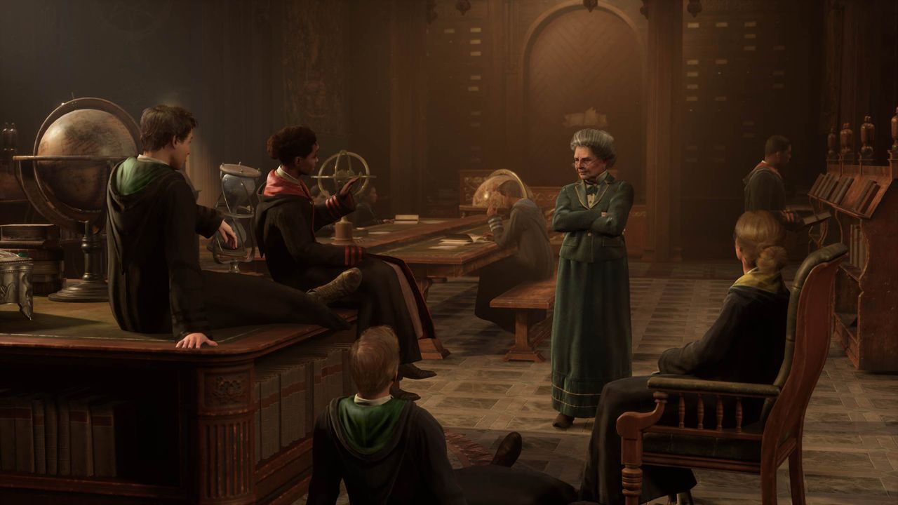 Student and teacher in Hogwarts Legacy