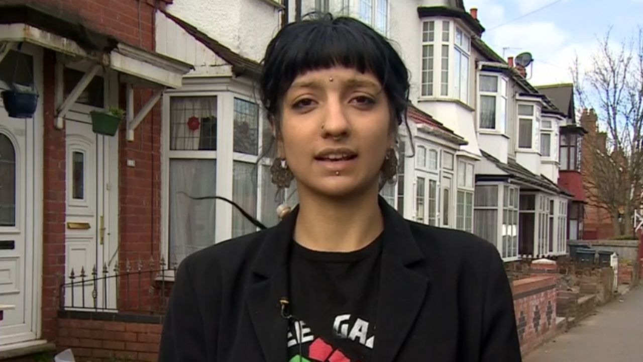 Saffiyah Khan, EDL