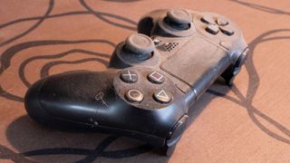 A dusty PS4 controller