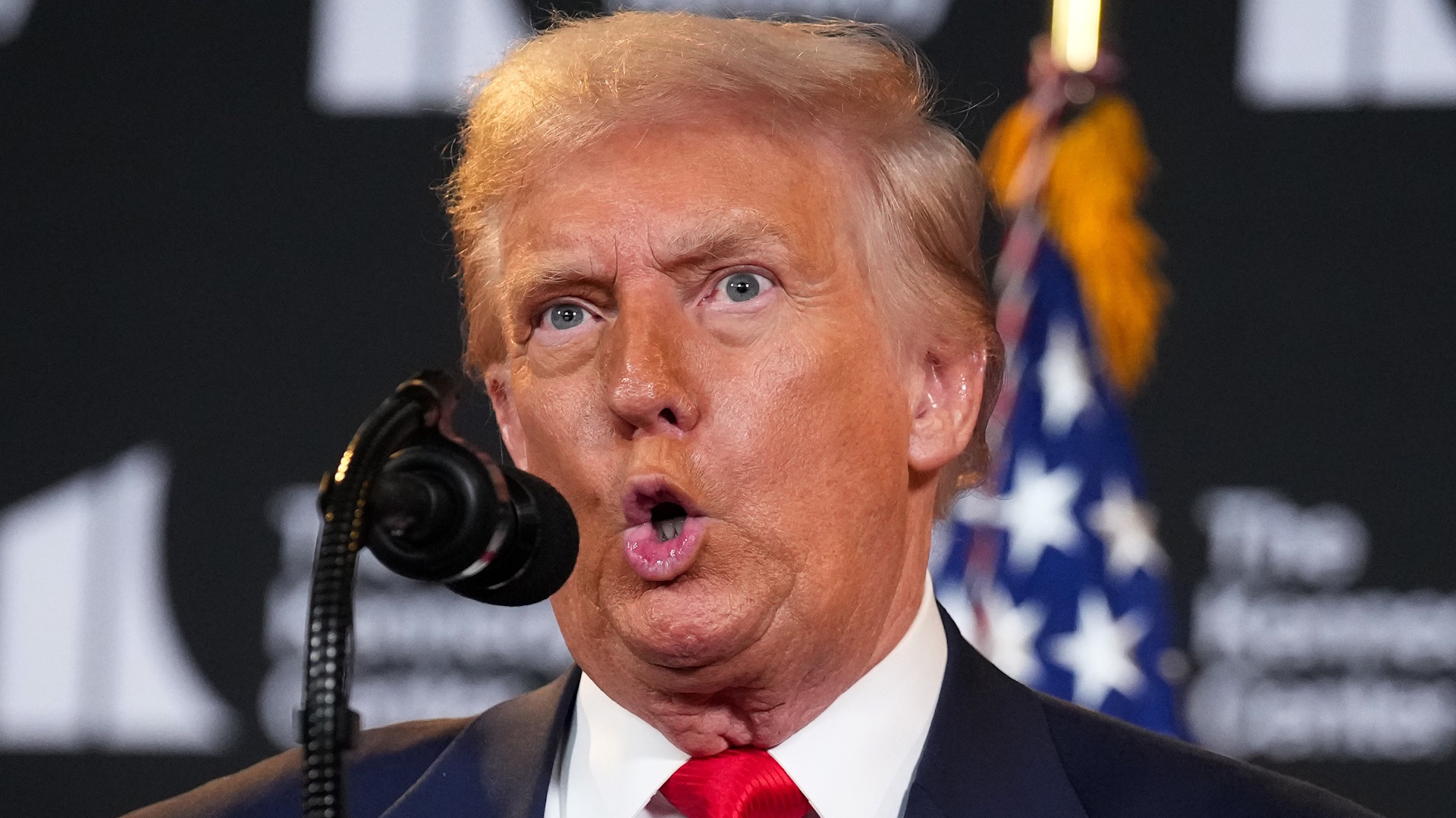 WASHINGTON, DC - AUGUST 13: U.S. President Donald Trump mocks Federal Reserve Chair Jerome Powell as he speaks during an event at the Kennedy Center on August 13, 2025 in Washington, DC. Trump announced the first nominees of the annual Kennedy Center Honors since taking control of the center&rsquo;s board earlier this year. (Photo by Andrew Harnik/Getty Images)