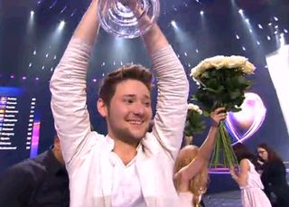 Azerbaijan win 2011 Eurovision Song Contest!